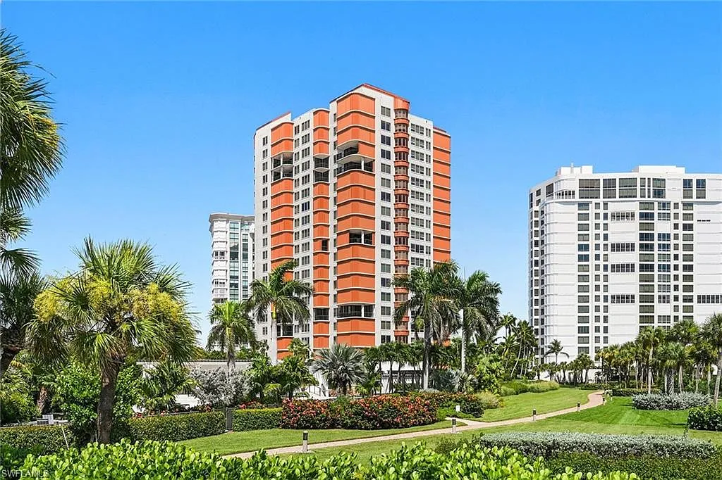 2 bed, 3.0 bath, 2562 sqft, $18,000 — Photo 1