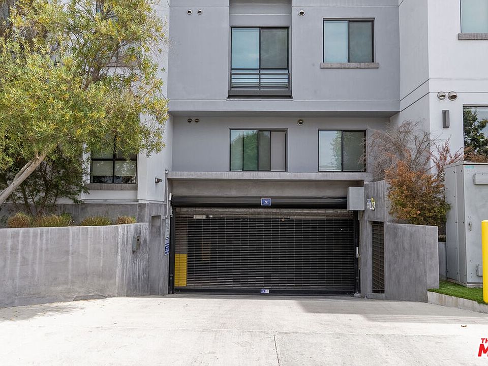 1st image of 5955 Saturn St #103