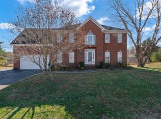 147 Calvin Ct, Bowling Green, KY 42104