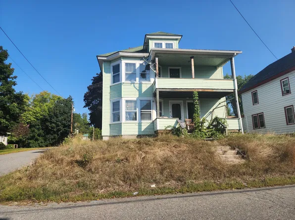 14 Monroe Street, Livermore Falls, ME 04254