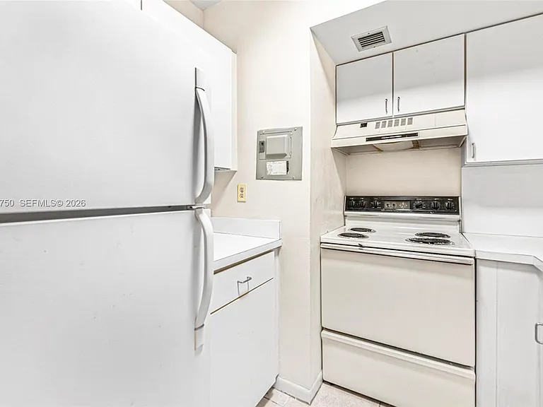 9107 SW 137th Ter #1-4 — Photo 15