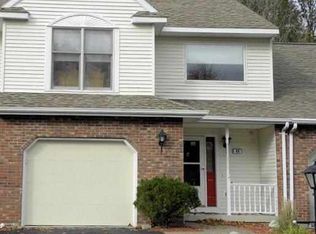 49 Westbury Ct, Clifton Park, NY 12065