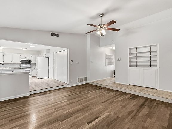 5th image of 1409 Desert Quail Ln