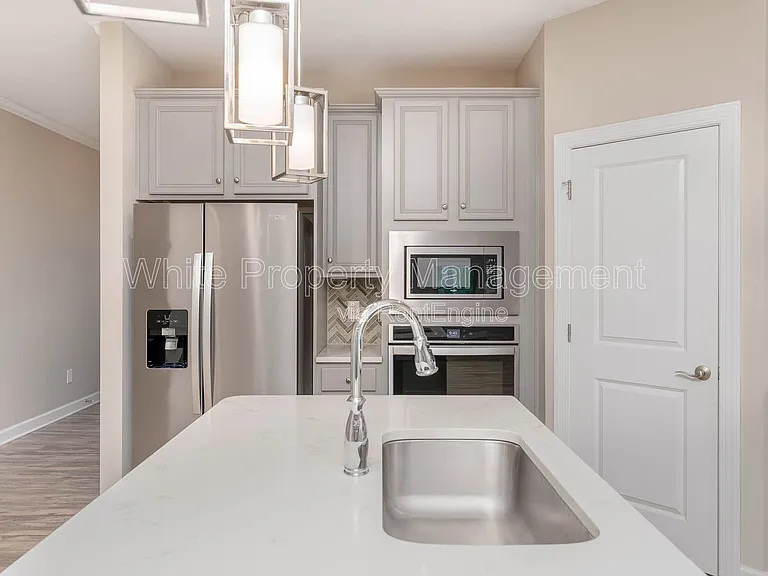 8528 Pennegrove Cir — Photo 7