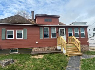 127 6th St, Auburn, ME 04210