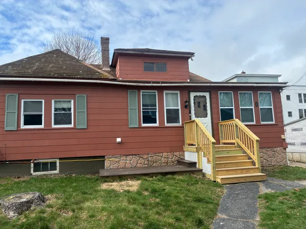 127 6th St, Auburn, ME 04210