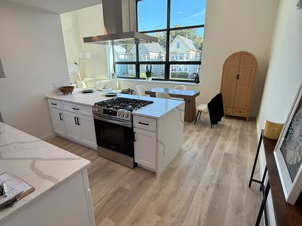 157 Richards St, West Haven, CT