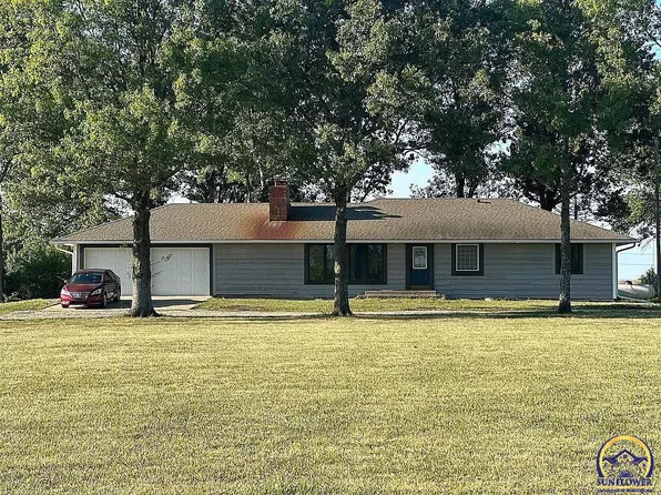 2440 SE 85th St, Berryton, KS 66409