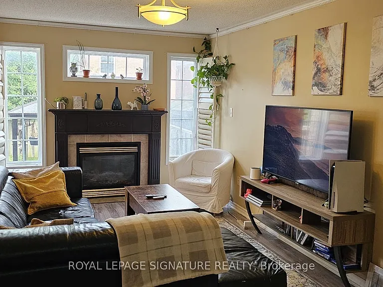 39 Jonesridge Dr — Photo 6