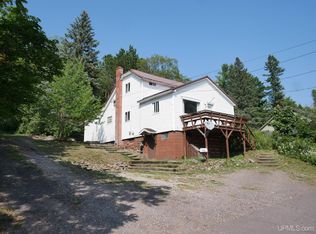 20940 3rd St, Hancock, MI 49930