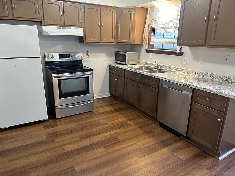 1013 Tallow Tree Ln #14 — Photo 22