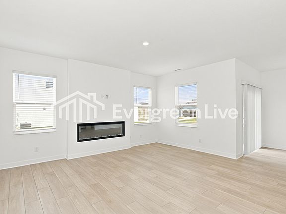 2nd image of 407 W Ohio St