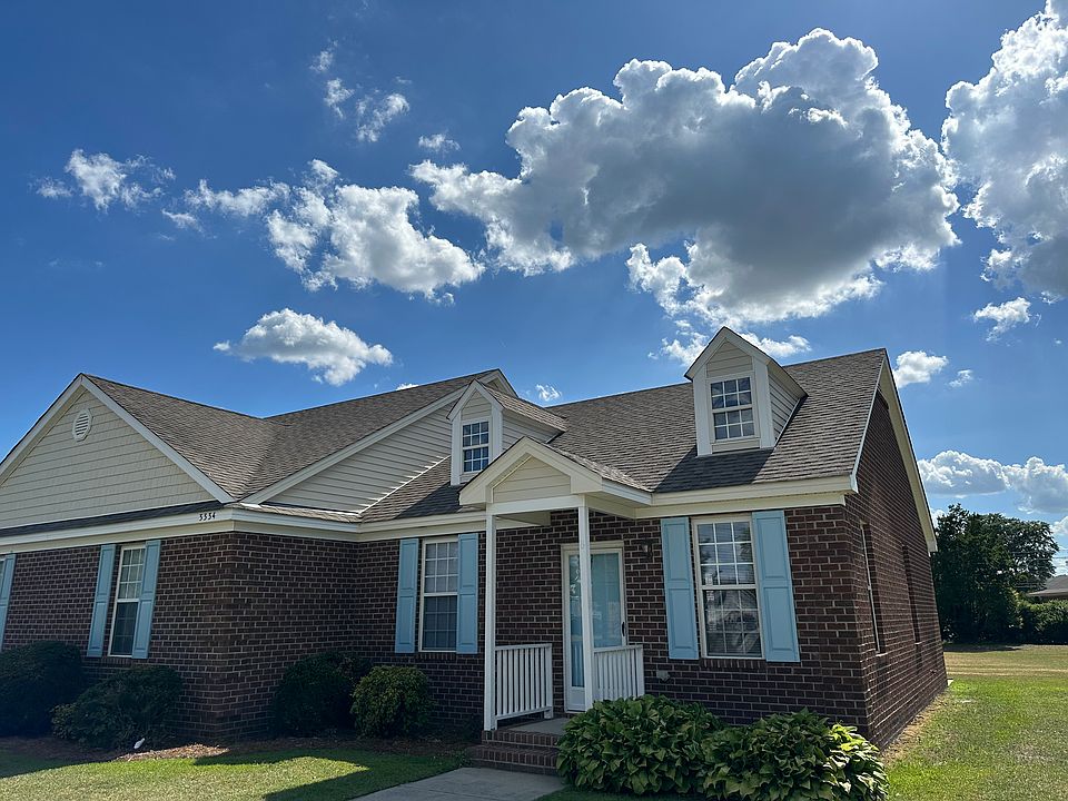 3334 Whitlock Apartment A CARPET in bedrooms AND NEW LVP Living Room