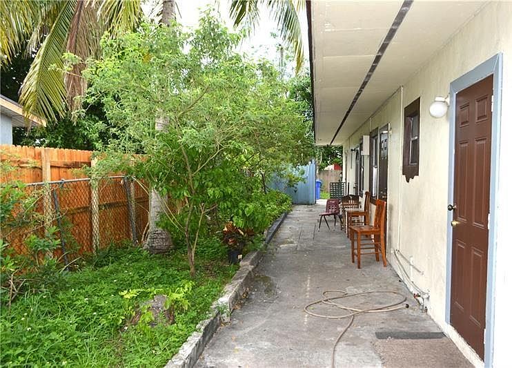 1st image of 1460 NW 24th Ter