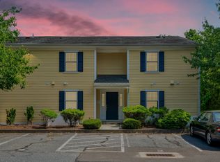 6 Silvermine Ave APT 1, Norwalk, CT 06850
