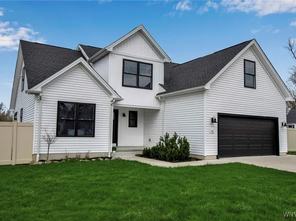 6 Rolling Woods Ln, Buffalo, NY 14224