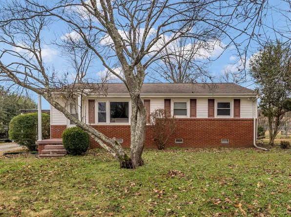 104 Lynn Ave, Watertown, TN 37184