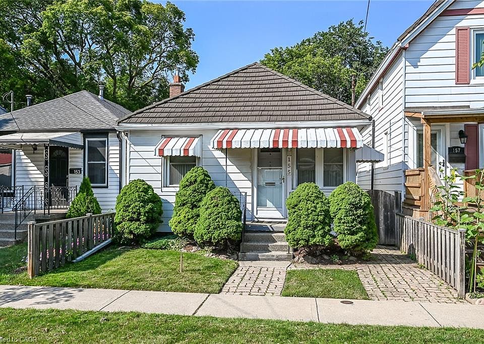 1st image of 155 Newlands Ave