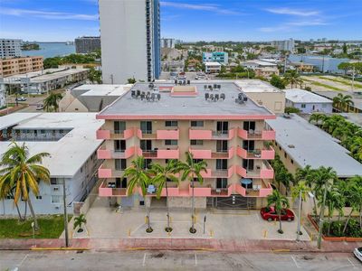 6920 Harding Ave APT 401, Miami Beach, FL, 33141