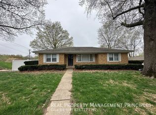 2714 Karnes Rd, Saint Joseph, MO 64505