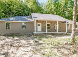 1568 Graham Rd, Stow, OH 44224