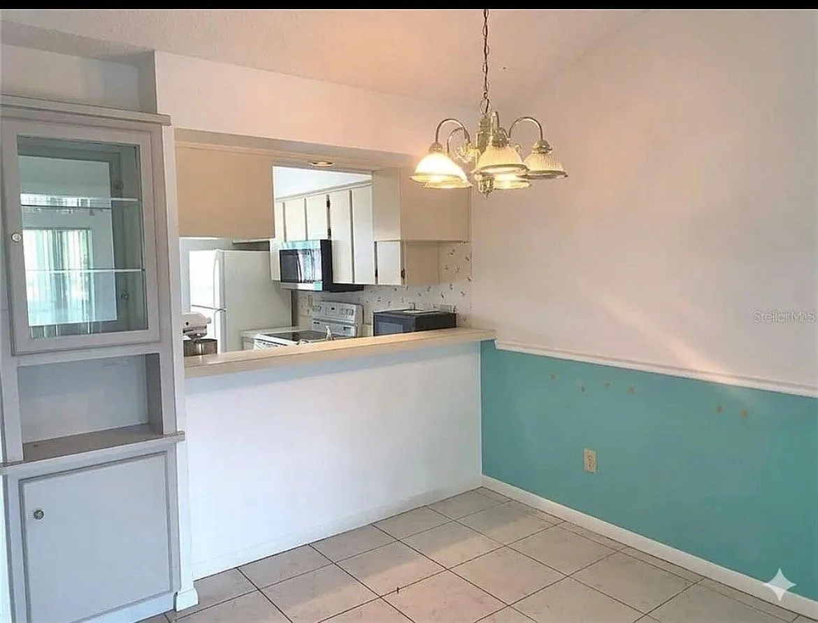 Over 55 Beautiful Cozy 2 Bedroom Condo — Photo 2