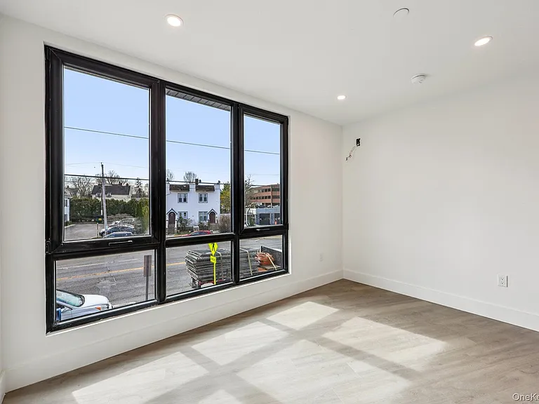 325 Manville #201 — Photo 12