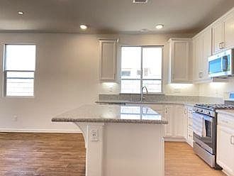 3rd image of 4862 Sagebrush Dr