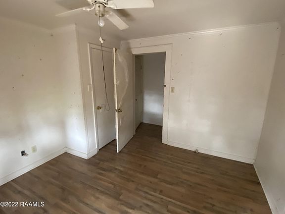 5th image of 910 & 912 E Lawson St