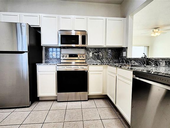 4th image of 6410 Cypressdale Dr Unit 202