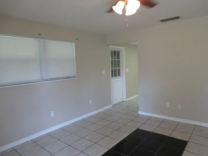 4720 W Leila Ave — Photo 3