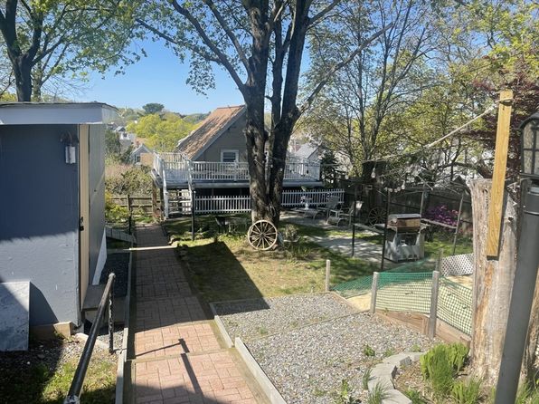 69 Gertrude St, Lynn, MA 01902