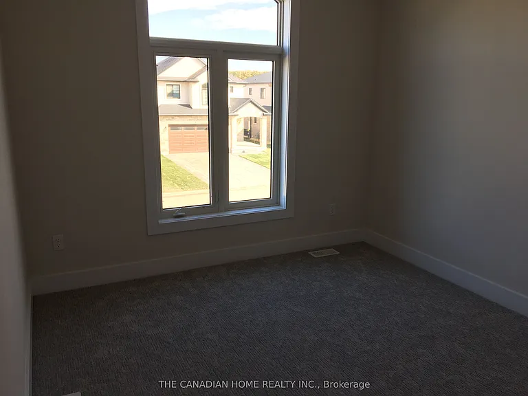 1753 Brayford Ave — Photo 26