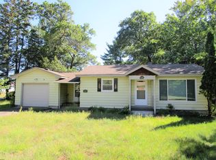 418 N Park St, Grantsburg, WI 54840