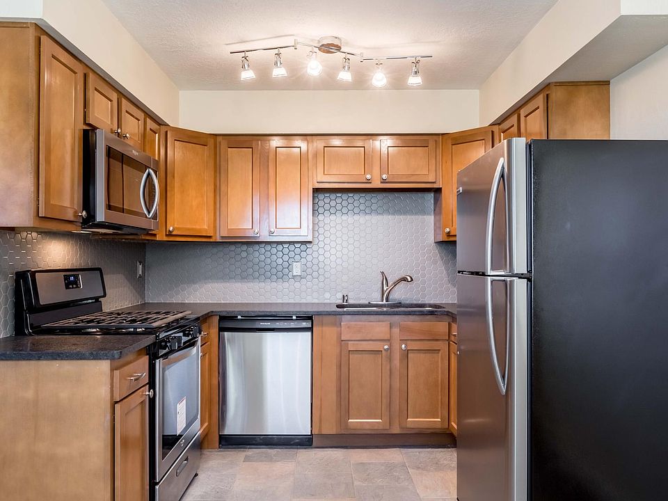 1st image of 13224 Mountain Pl NE