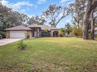 1356 Canary Dr, Deland, FL 32720