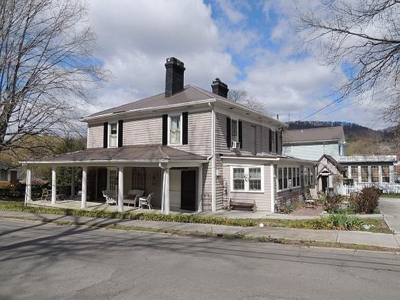 3rd image of 308 S Church St