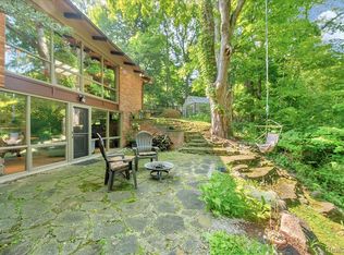 32981 Biddestone Ln, Farmington Hills, MI 48334