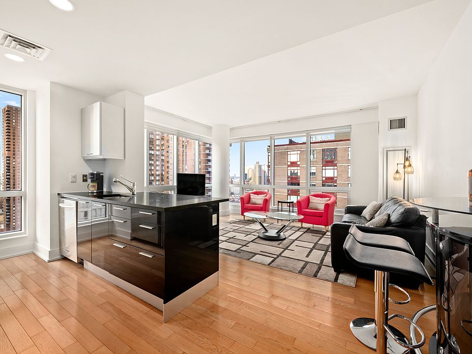 1st image of 350 W 42nd St APT 21B