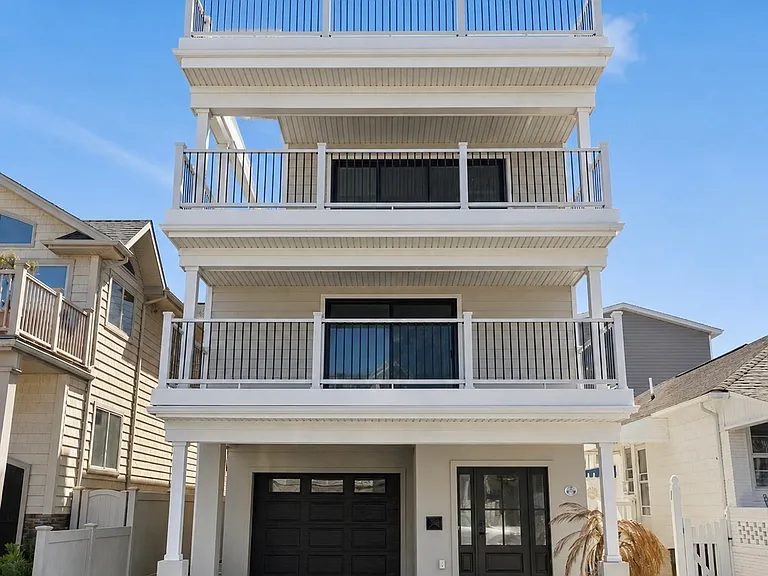 36 Virginia Ave — Photo 34