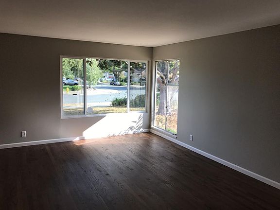 3rd image of 5115 Brewster Ave