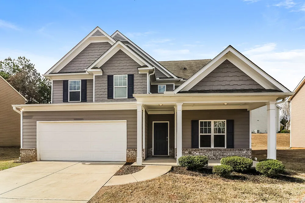 4 bed, 2.5 bath, 2220 sqft, $3,130 — Photo 1