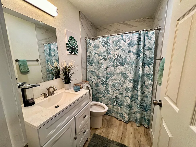 14609 NE 45th St #E7 — Photo 5