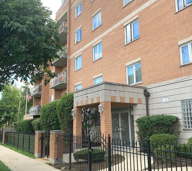 1st image of 4534 N Cumberland Ave Unit 404