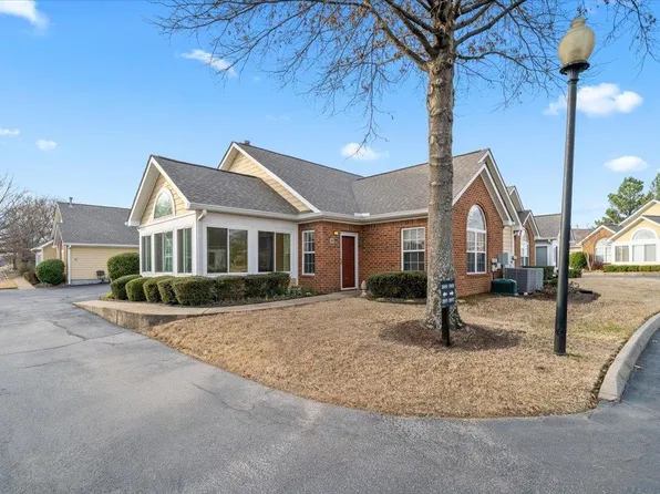 1901 Appling Oaks Cir #14, Cordova, TN 38016