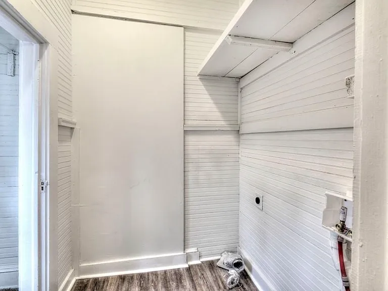 New Samsung smart washer and dryer included (not pictured)