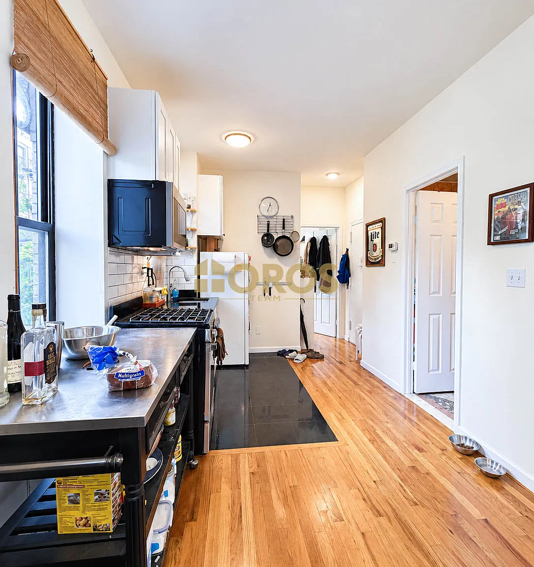 283 East 7th Street — Photo 3