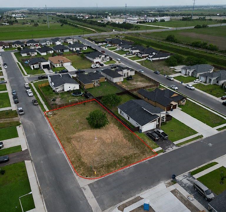 1st image of 189 Pisa St