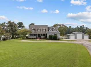 21447 Hill Point Dr, Franklin, VA 23851