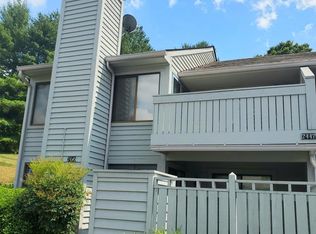 2447 Post Oak Rd, Salem, VA 24153